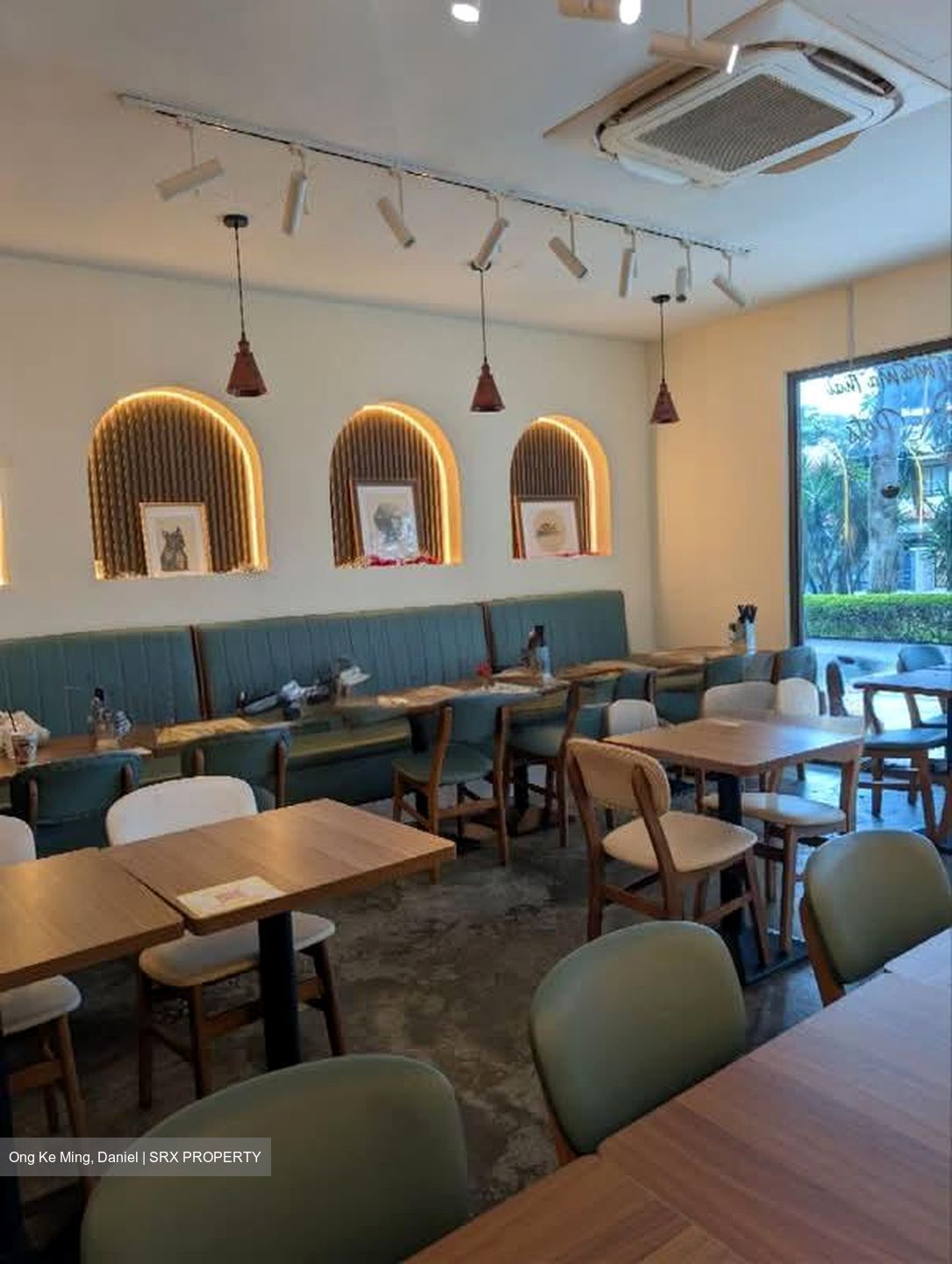 Kensington Square (D19), Retail #575770561